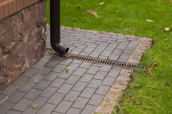 Cost of Gutter Drain Maintenance in Aurora
